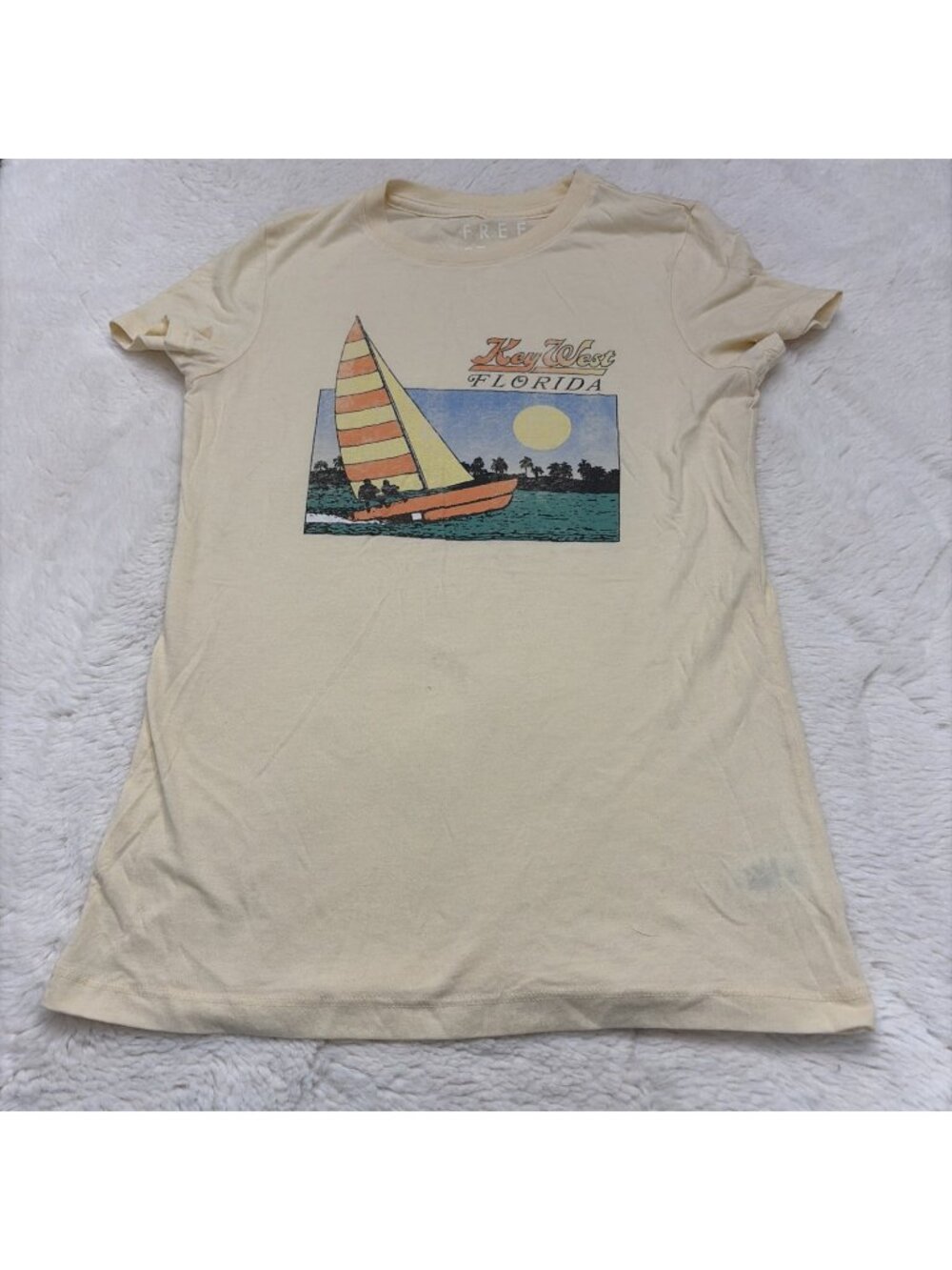Free State Girls M Key West Florida Short Sleeve Comfort Tee Y2K
